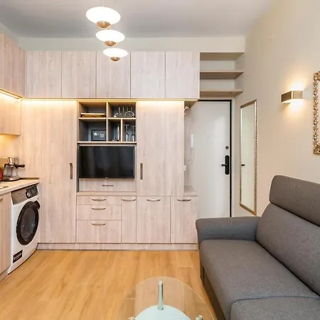 Stylish & Cozy Studio In The Heart Of